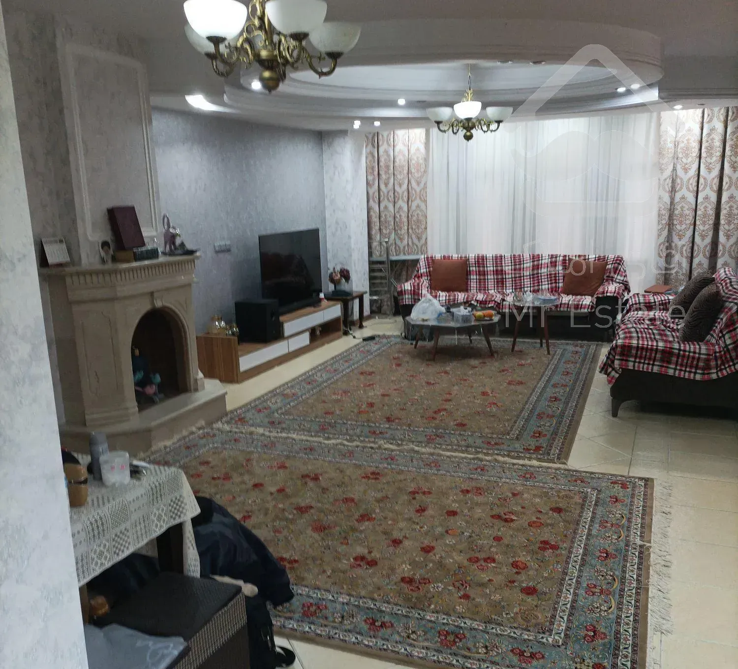 قلهک 117 متر 3 خوابه تکواحدی تمیز