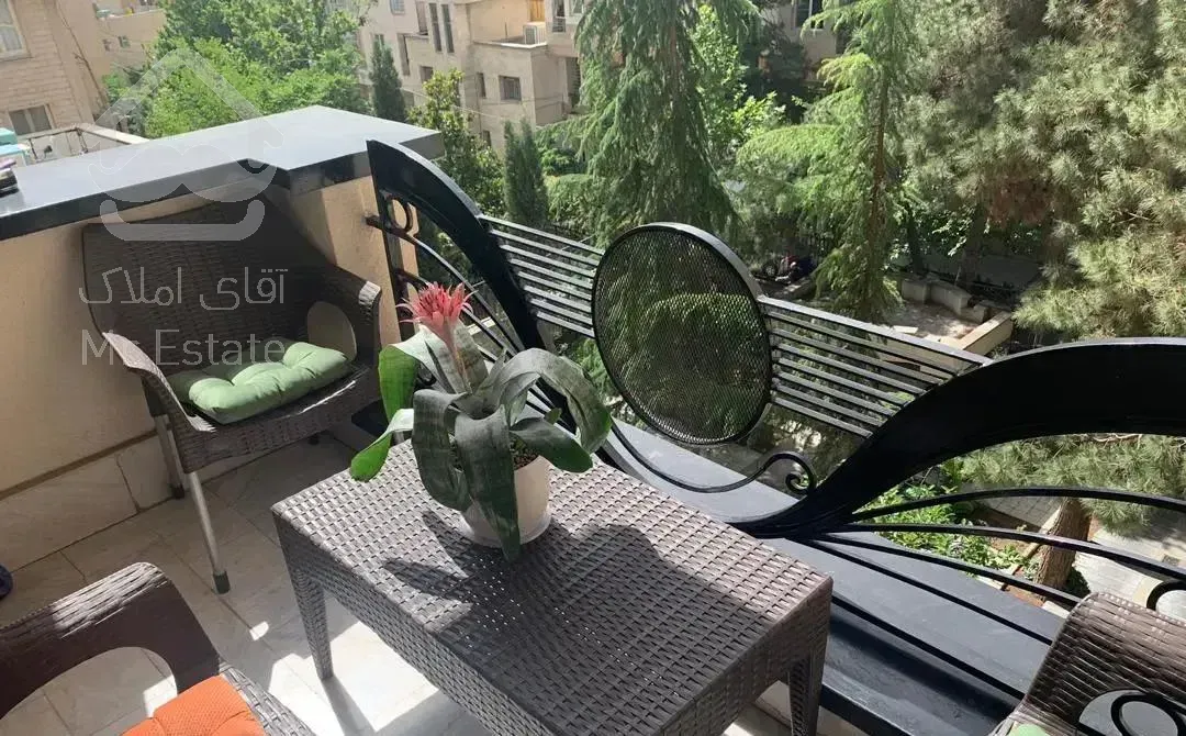 200متر / 3خواب مستر / فرمانیه / شیک و وسیع