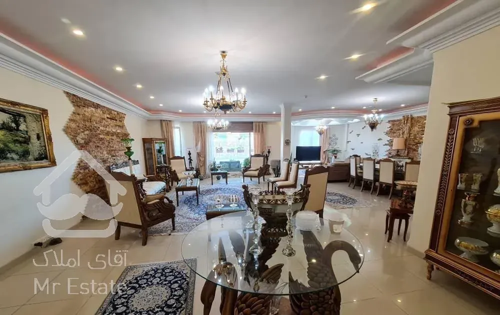 ۳۳۰ متر ۴ خوابه زعفرانیه