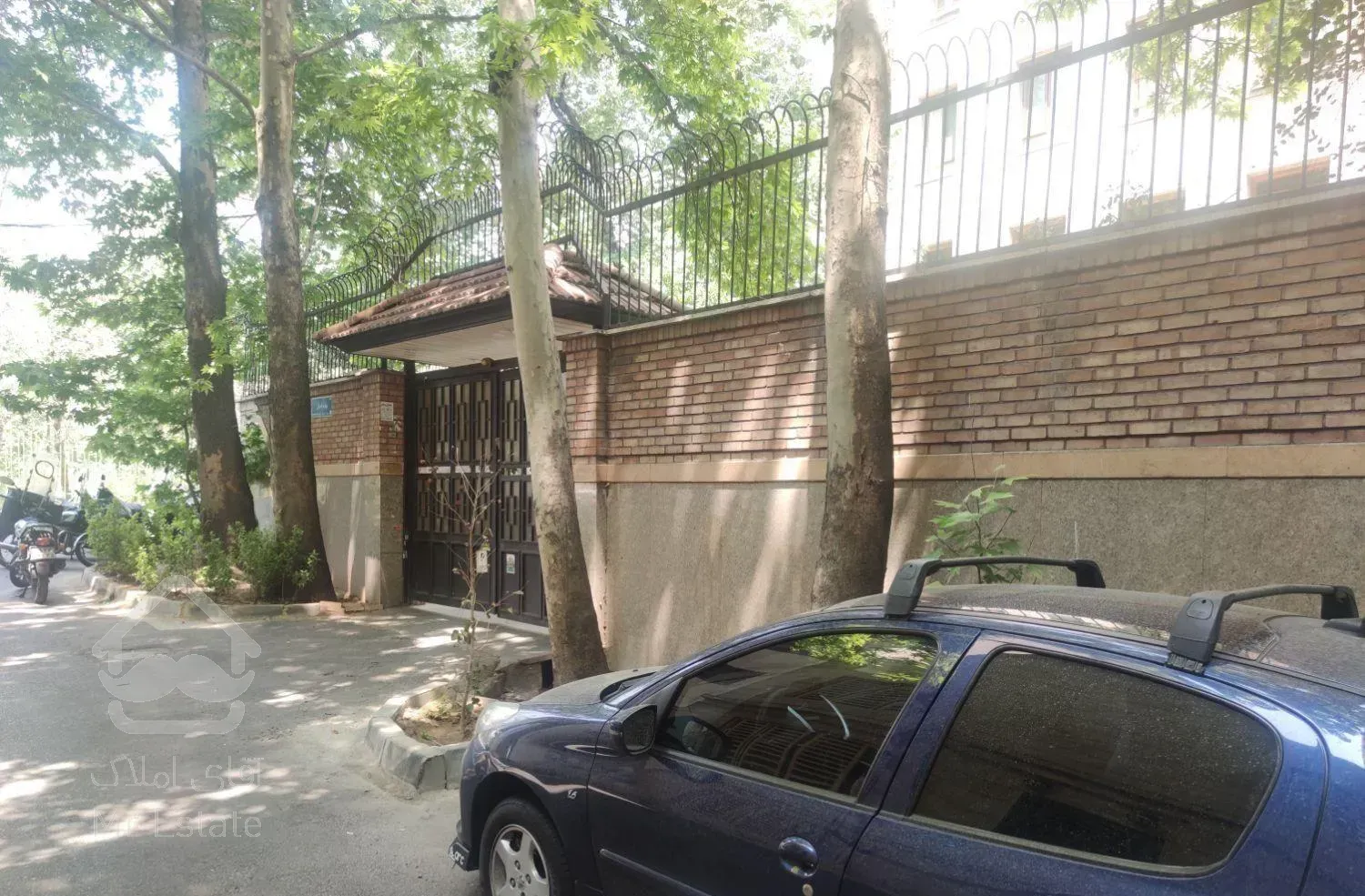 ویلای کلنگی ۳۵۳ متر بر ۱۶