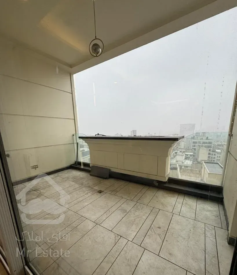 نیاوران۳۱۵متر ۲۰ متر تراس ویو بنظیر فول امکانات