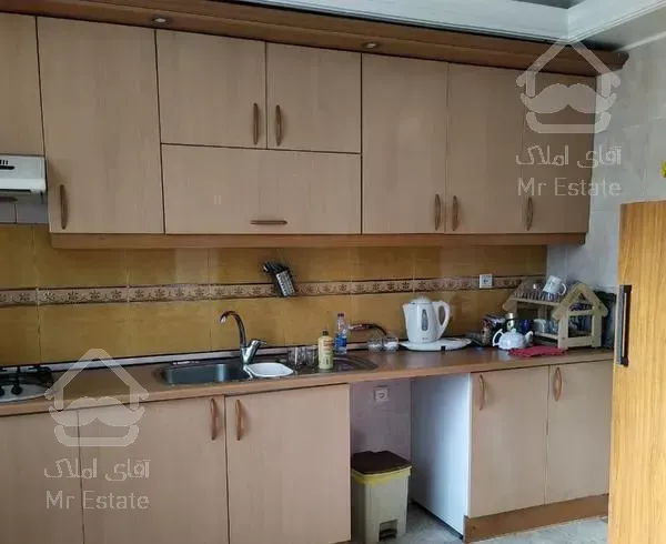 اتاق اداری مبله با تراس و نور