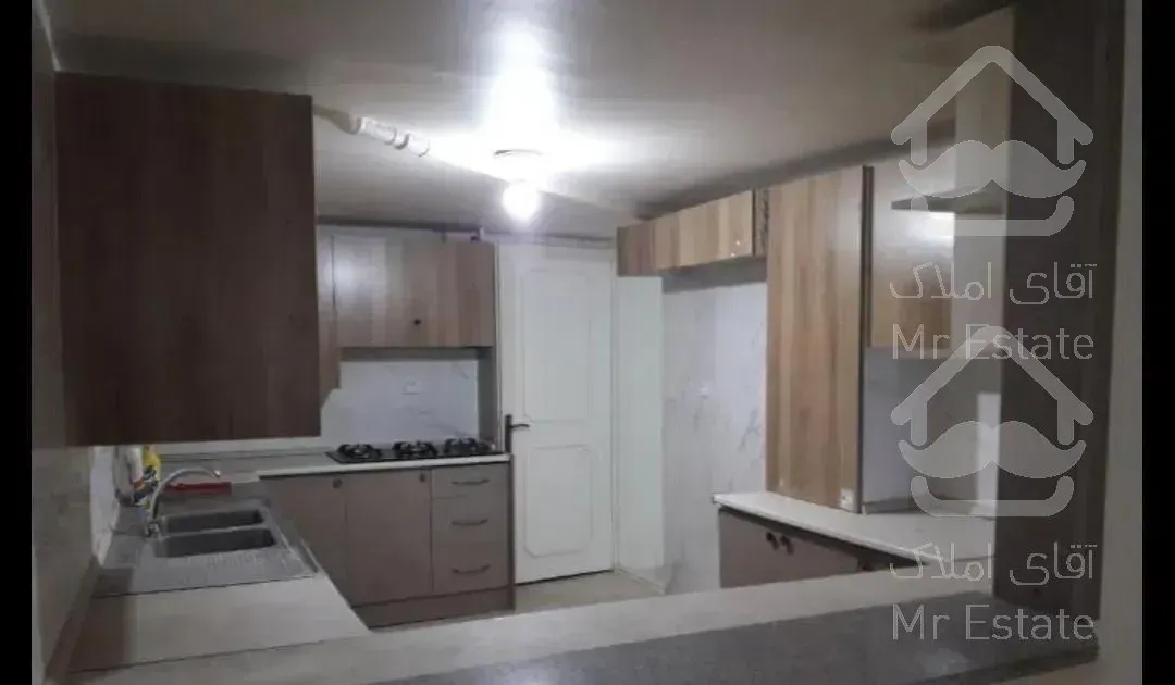 واحد 170 متری پاسداران