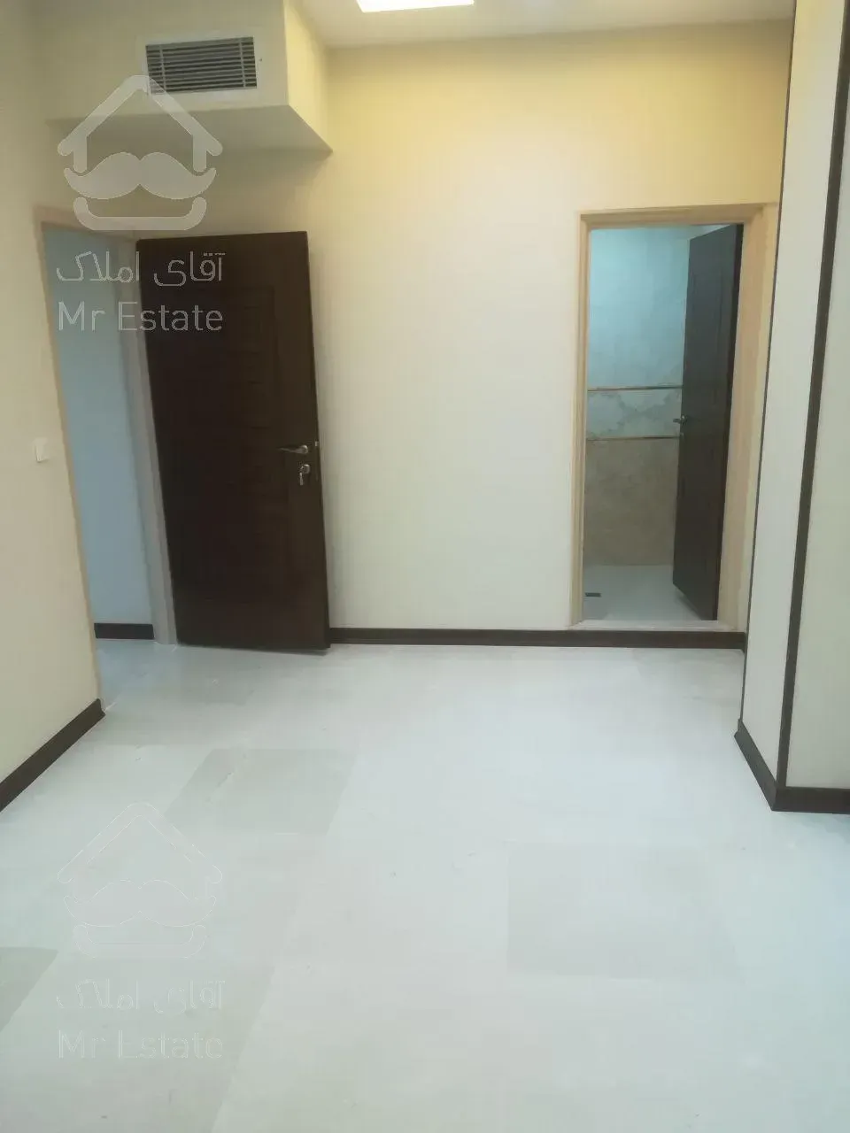 ۱۵۰متر- تکواحدی- سالن پرده خور- فکوری