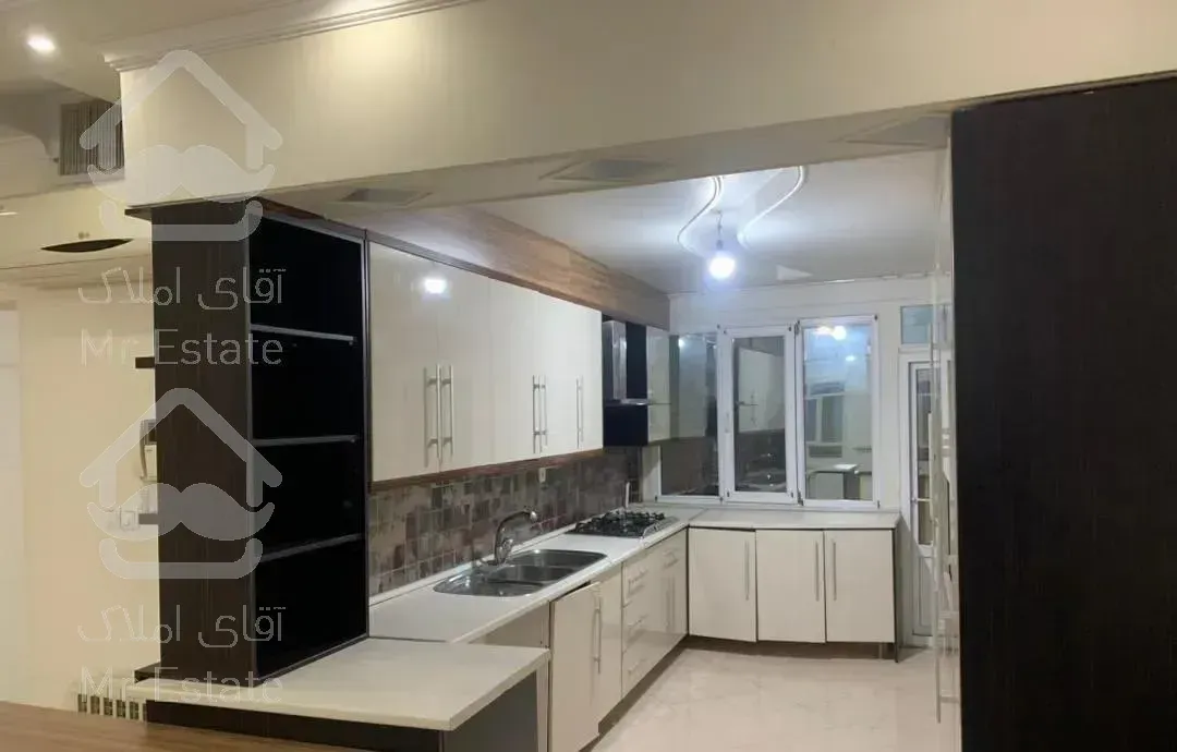 ۱۳۲متر دو خواب ( لویزان ) خارج از بافت