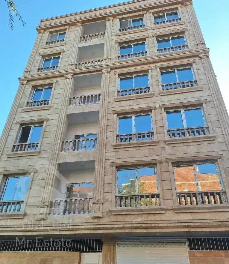 اپارتمان ۱۴۵متری نوساز و کلید نخورده مرکز شهر