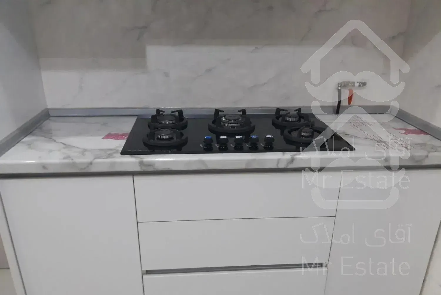 ۱۰۰متر آپارتمان واقع در تهرانسر