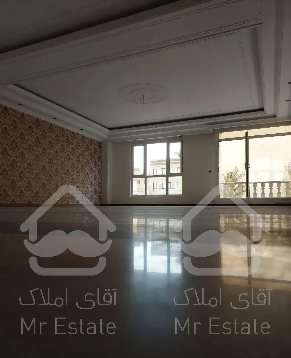 ۲۲۰متر ۴ خواب (در حد نوساز)