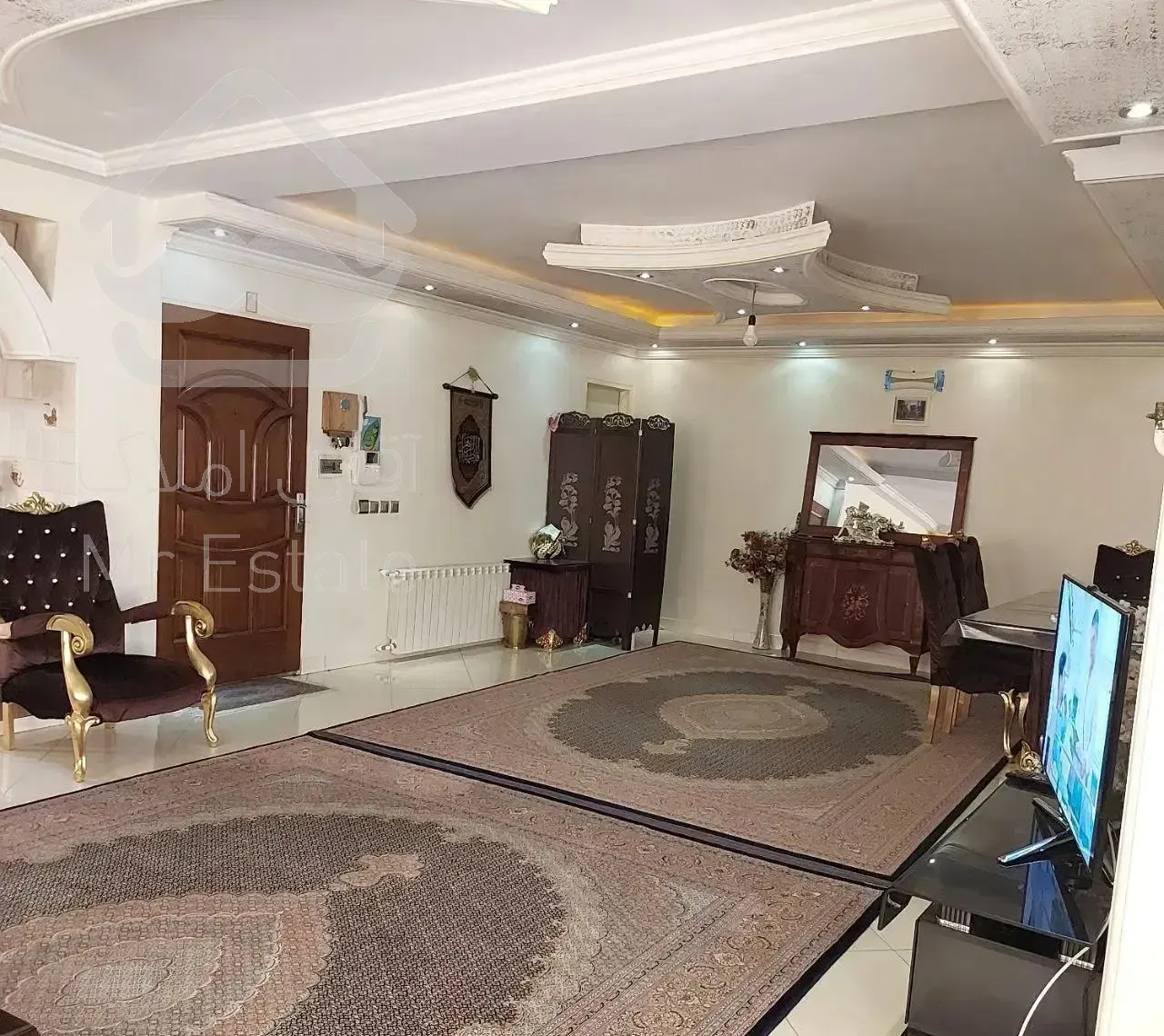 ۱۱۵ متر ۲ خواب فول خ تختی کوچه غلامی عبدالله وند