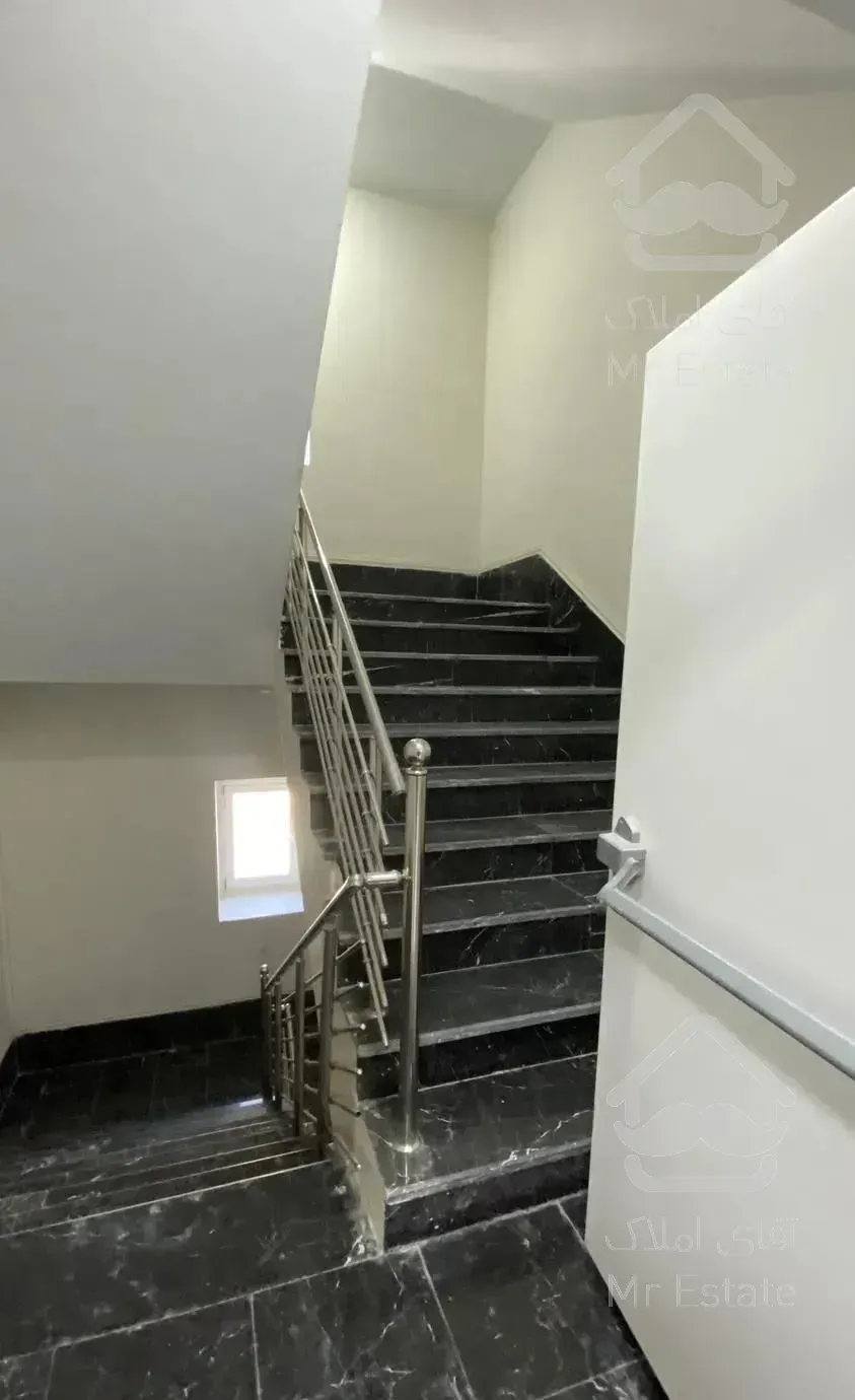 آپارتمان اداری 120متری