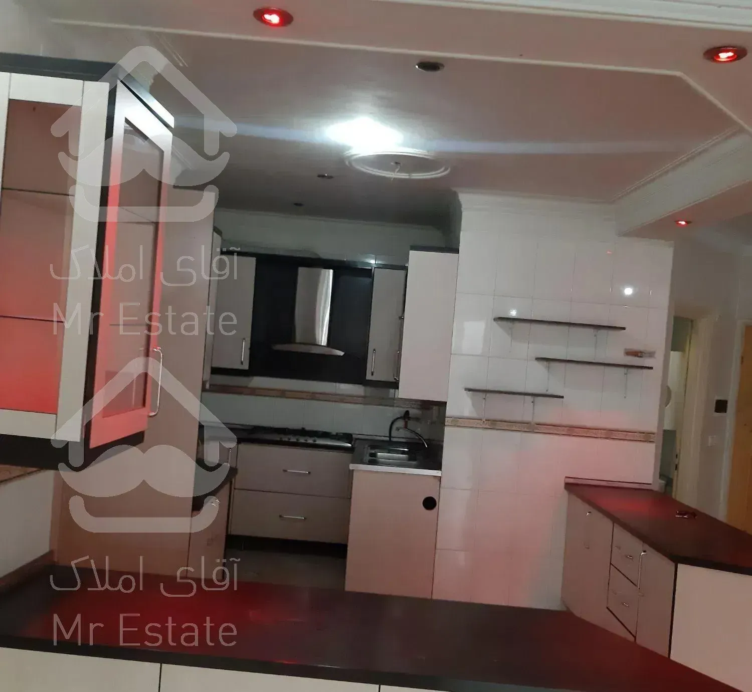 ۹۵ متر فول آلاله شرقی