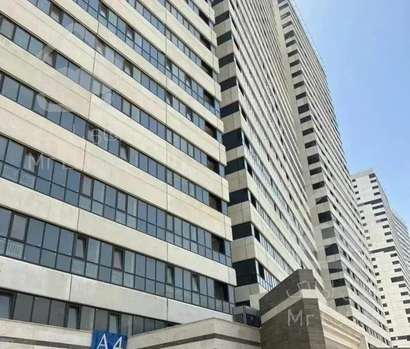 فروش واحد ۱۱۳متری دربرج (دریاچه خلیج فارس)