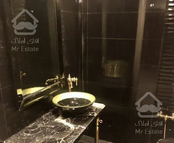 240 متر نوساز سپند