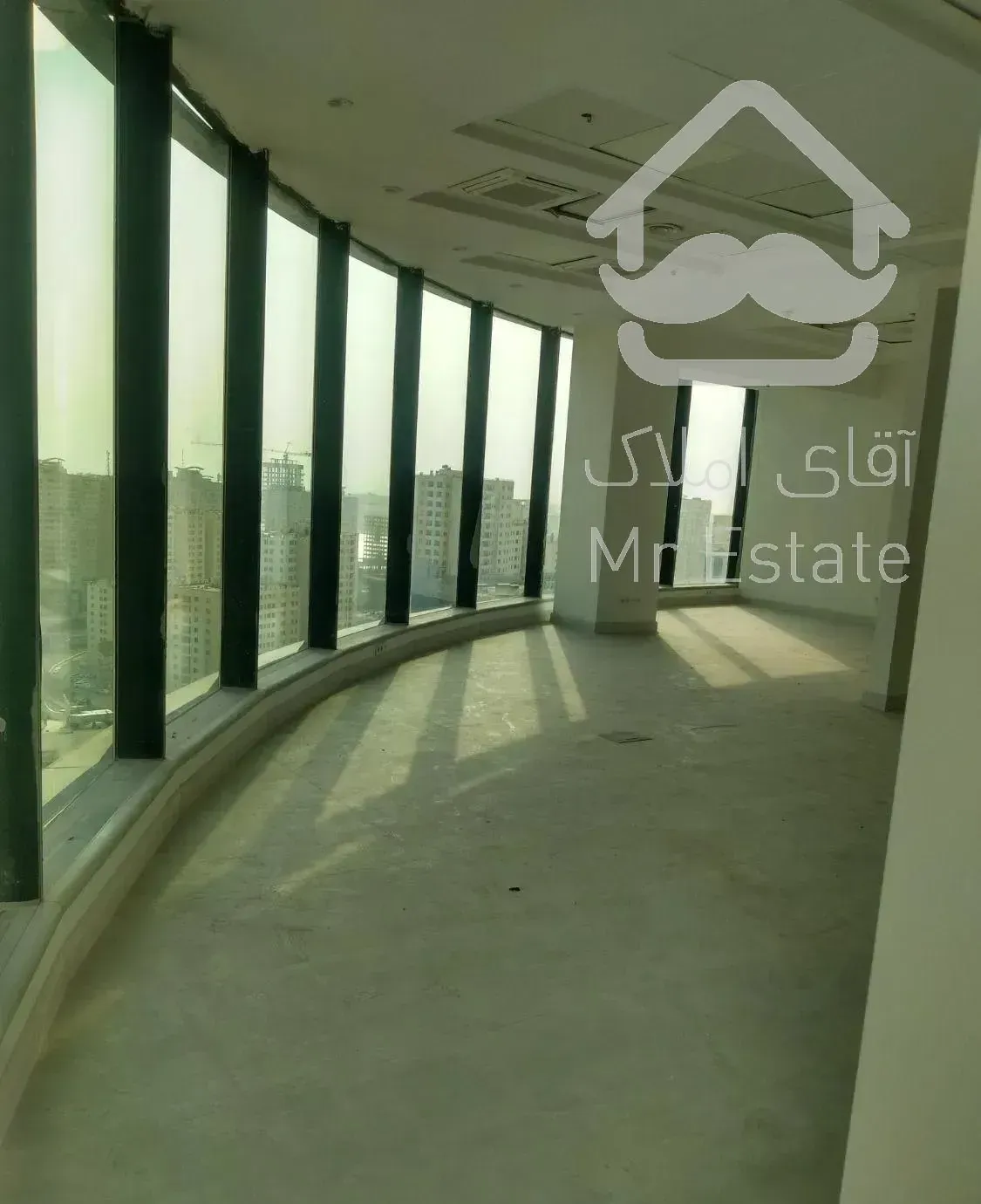 ۹۵ متر دفتر کار اداری فلت  با ویو دریاچه چیتگر