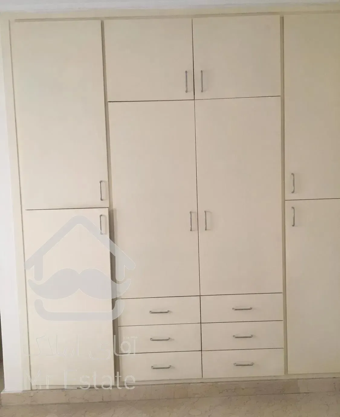 ١٢٠ متر  خوش نقش و نورگیر