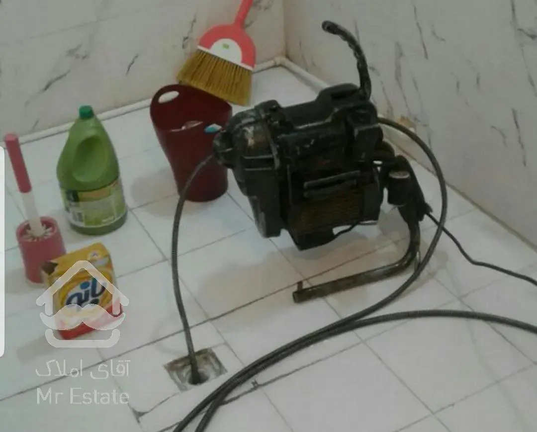 تخلیه چاه باماشین های بزرگ وکوچک،لایروبی چاه کندن چاه جدید