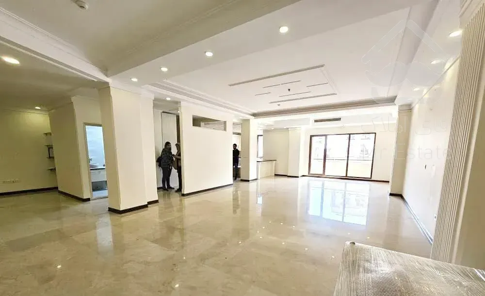 احمد زمانی/ ۲۰۵ متر / نوساز/ ۲ پارکینگ