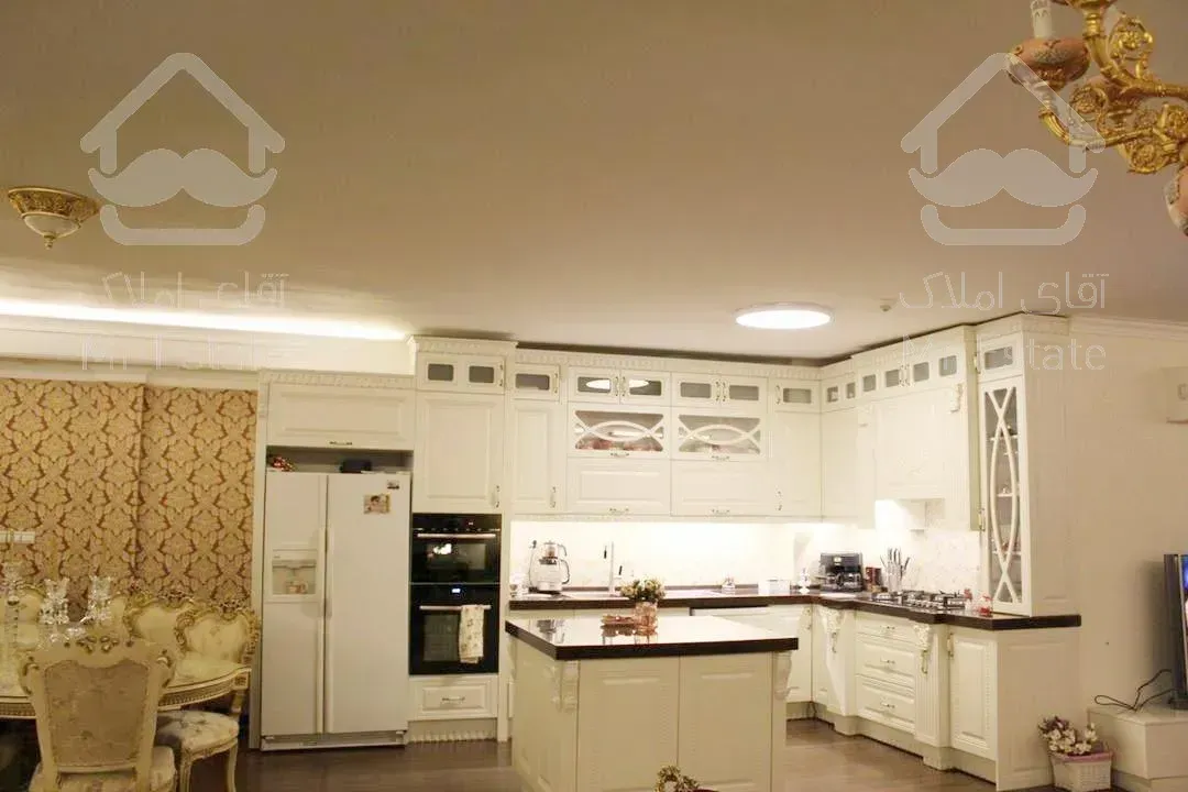 181متر آجودانیه تراس کاربردی . مطبخ.