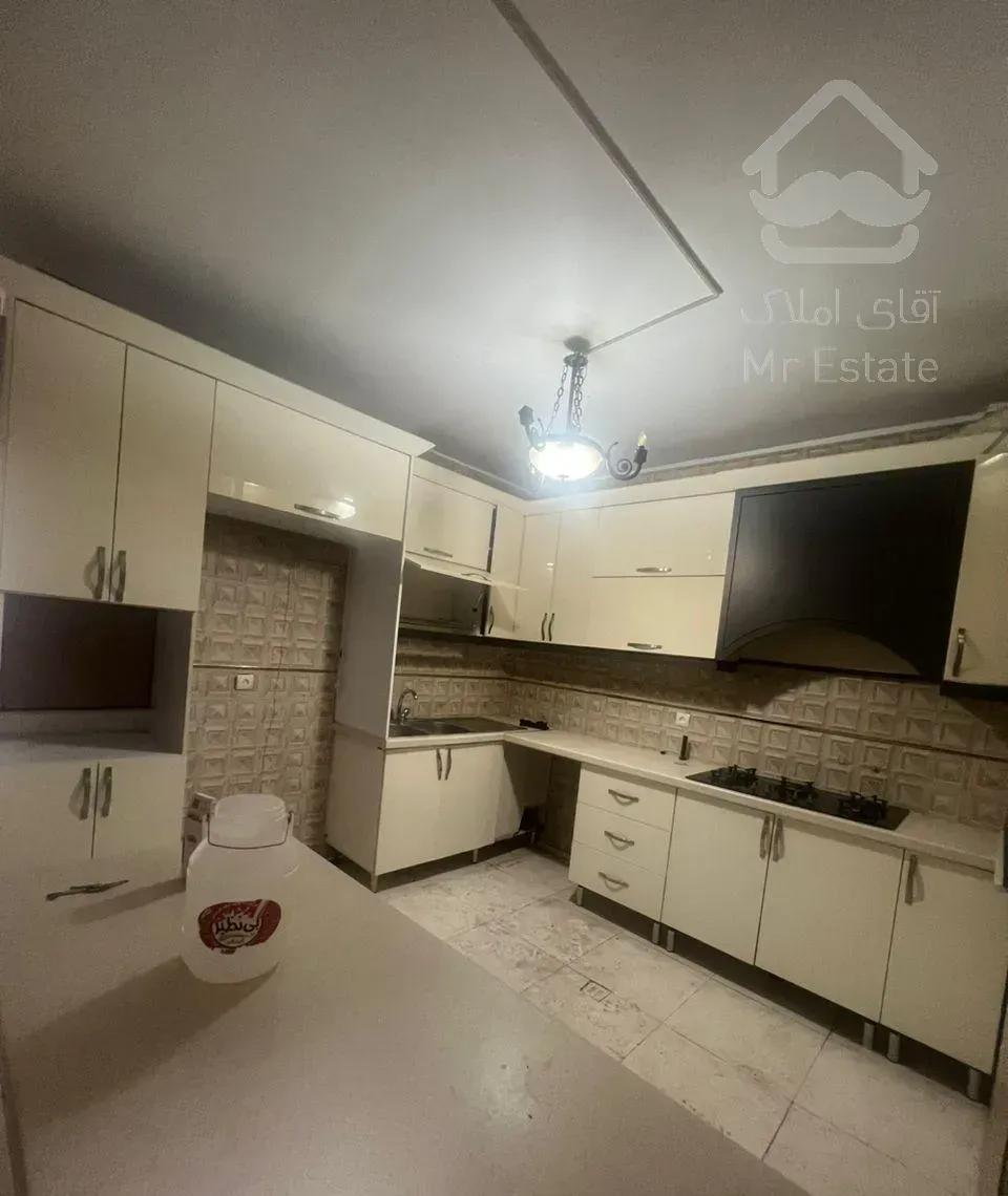 آپارتمان 68 متر ۱ خواب باحیاط خلوت و ۱۰ متر انباری