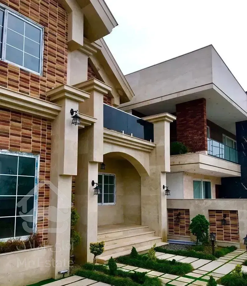 ویلا نوساخت استخردار محموداباد