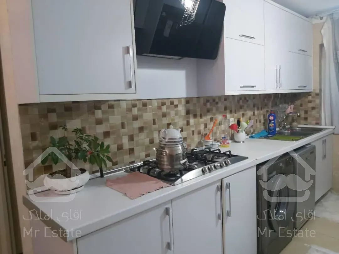 ۹۰متر شهرک چیتگر نوساز طبقات بالا برج شهرک چیتگر منطقه ۲۲