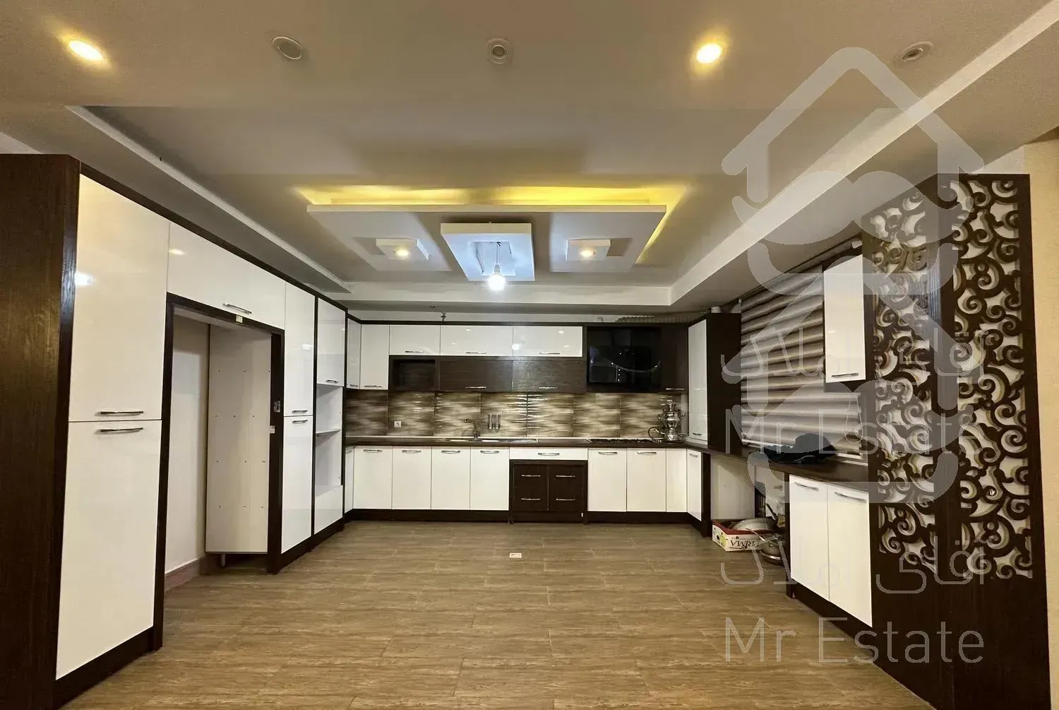 ۱۶۵ متر/تکواحدی/کلا چهار واحد