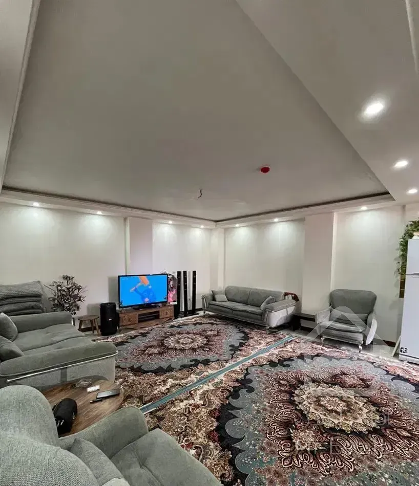 ۷۶ متر دو خوابه نقشه مربع