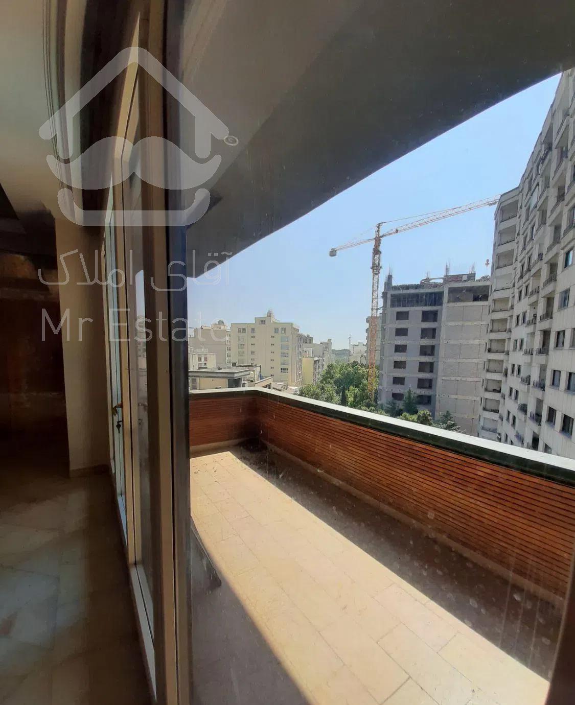 ۱۶۵ متر دسترسی به پارک وی فقط ۲ دقیقه