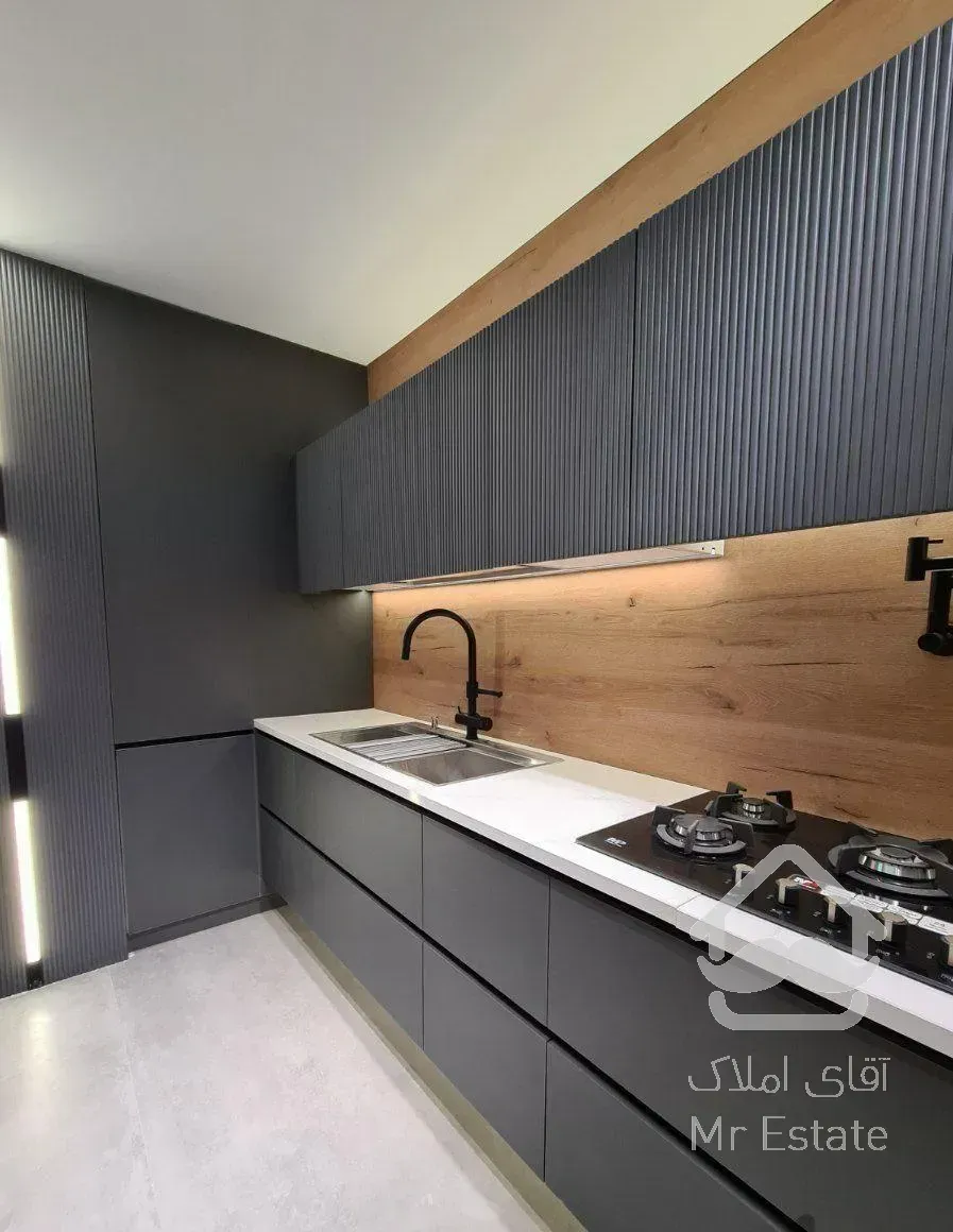 خدمات نصاب کابینت کمد دیواری تخت خواب کمجا پارتیشن