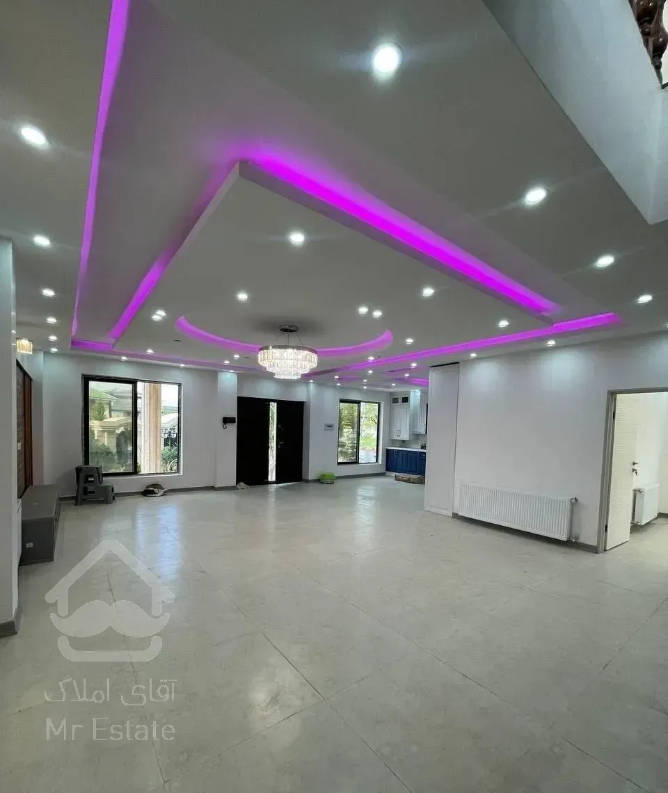 کاخ ویلا ۳۳۰متری سند تک برگ پلاک یک