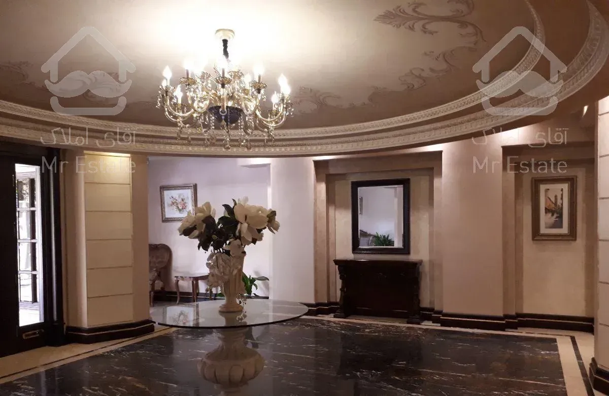 جردن / ۱۷۰ متری / فرعی اعیانی / رو به آفتاب