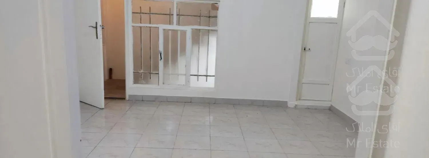 اپارتمان ۵۰متری شیک ونقلی