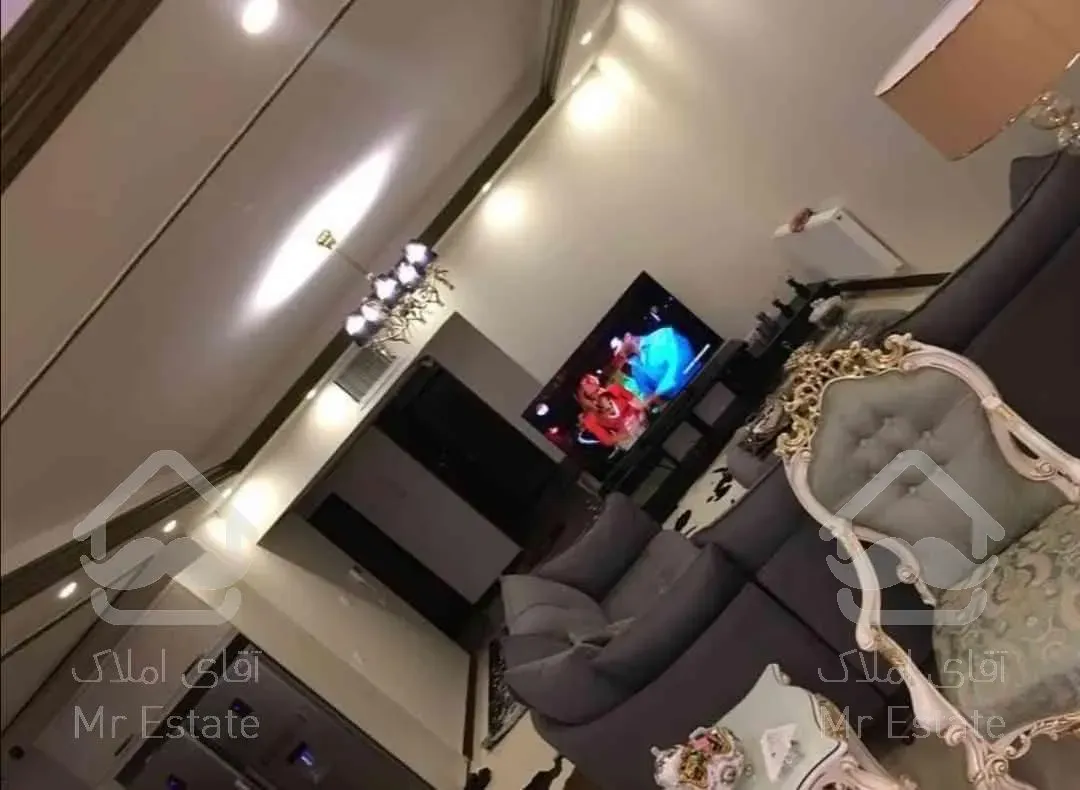 جردن 200 متر 3 خوابه 2 پارکینگ