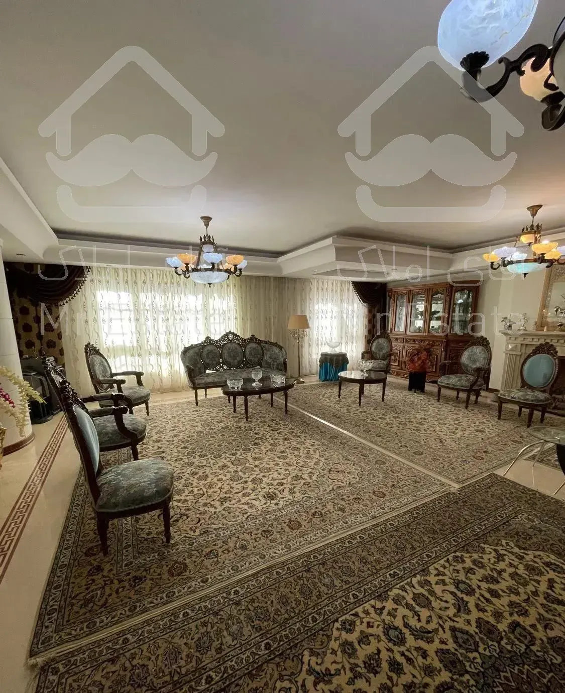 اپارتمان ۲۴۵ متری دروس ۳خوابه(کماسایی)