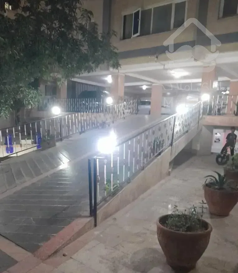 فروش اپارتمان گلشهر خیابان دانشگاه