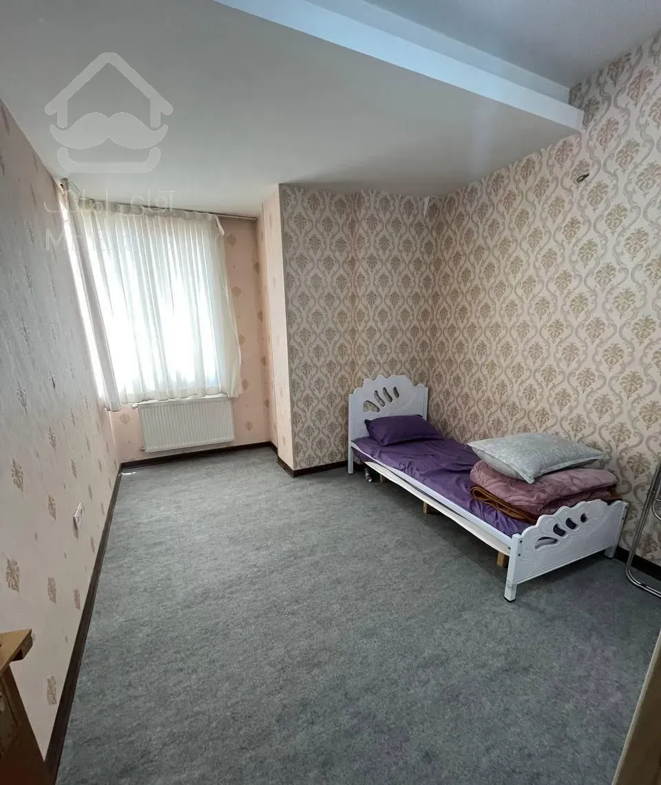 آپارتمان ۳ خواب / حاشیه خیابان بهار
