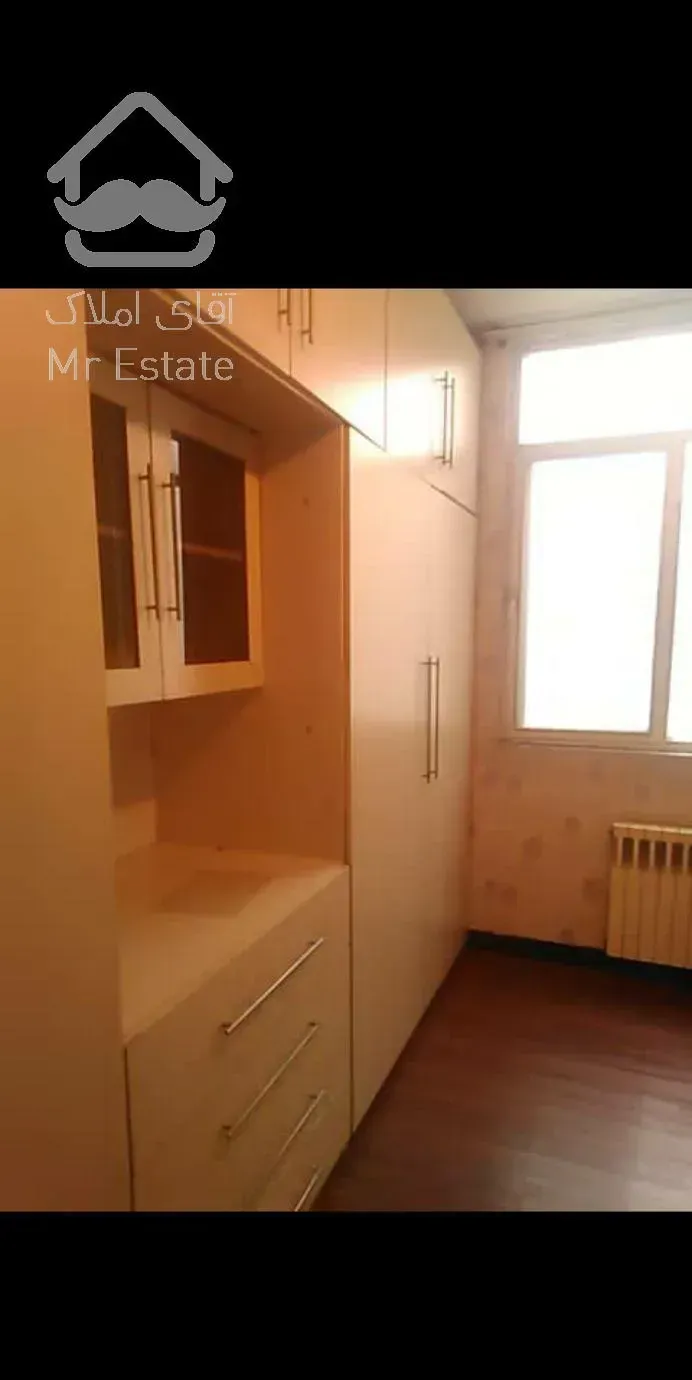 ۷۶ متر  پروانه شمالی