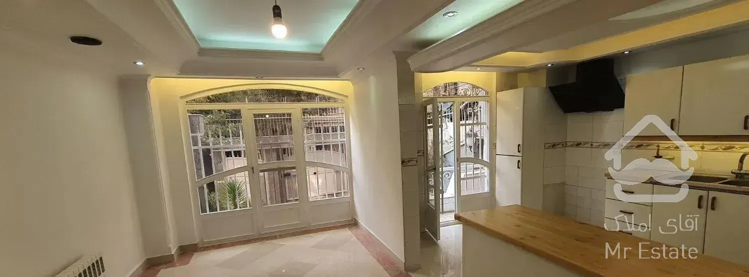 فرمانیه اندرزگو سه ۳ خوابه ۱۲۰ متری فروشی