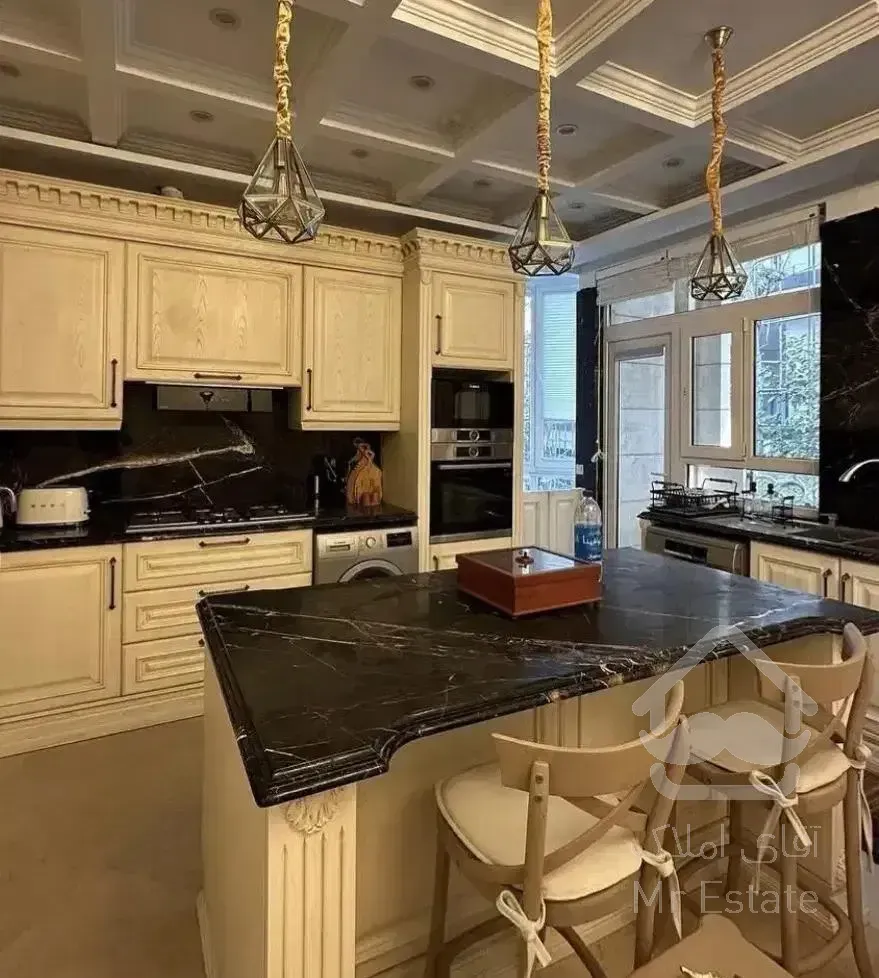 ۱۰۵متر۲خواب۸واحدی فول بازسازی روبه آفتاب سالن قدی