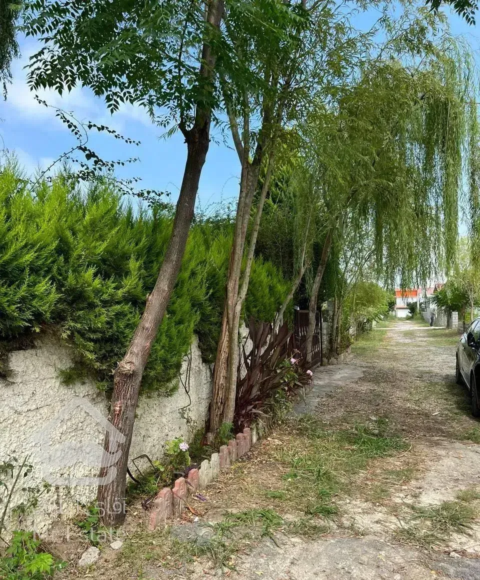 ویلا تریپلکس استخردار/نما مدرن /فاصله تا ساحل کم