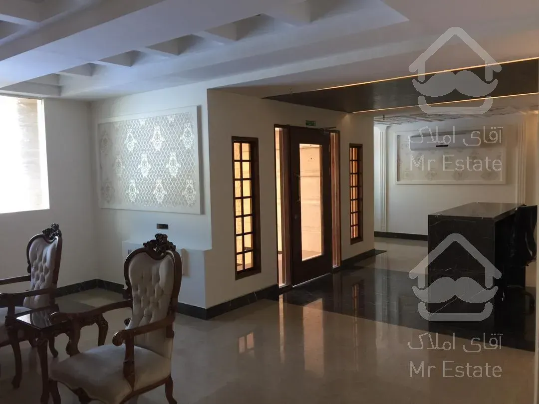 ۵۳متر فول امکانات در پونک اشرفی اصفهانی