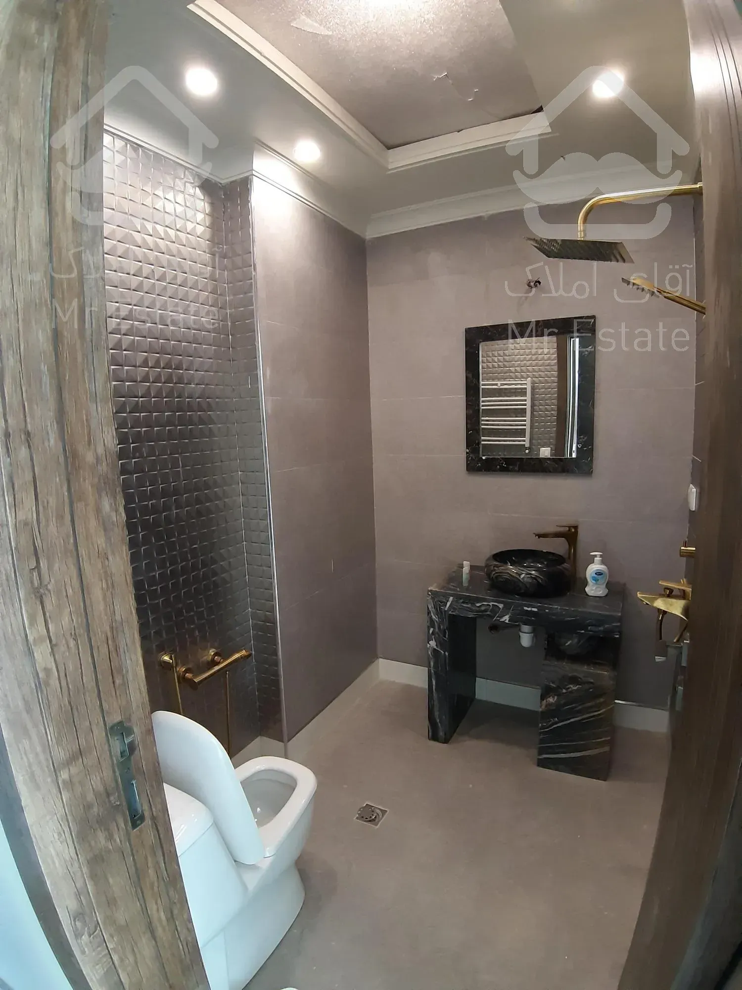 خریدآپارتمان۱۶۰متری اجودانیه نوساز کلیدنخورده ویو ابدی تراس بدون مشرف فول فرنیش