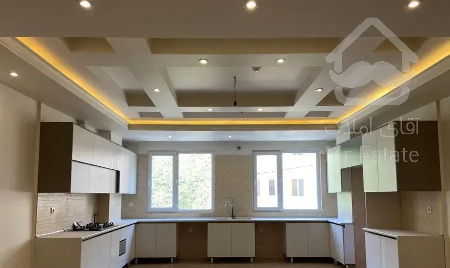 ۱۱۱ متر ( کلید نخورده)،فلکه اول صادقیه