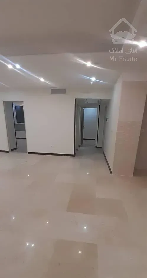 ۶۵متر ۸سال ساخت تمیز و خوش نقشه فول