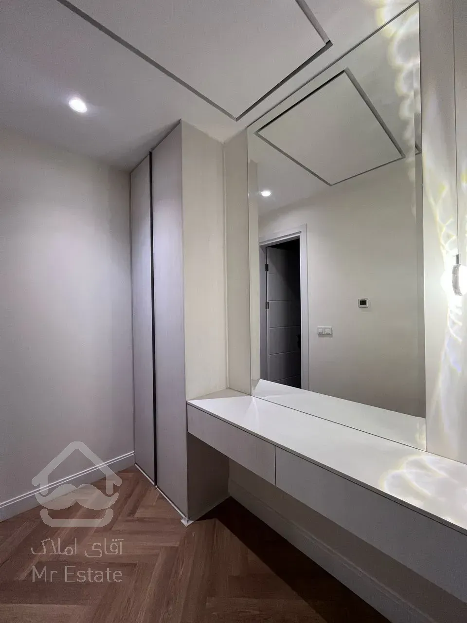 فرمانیه ۳۰۰ متر ۴ خواب