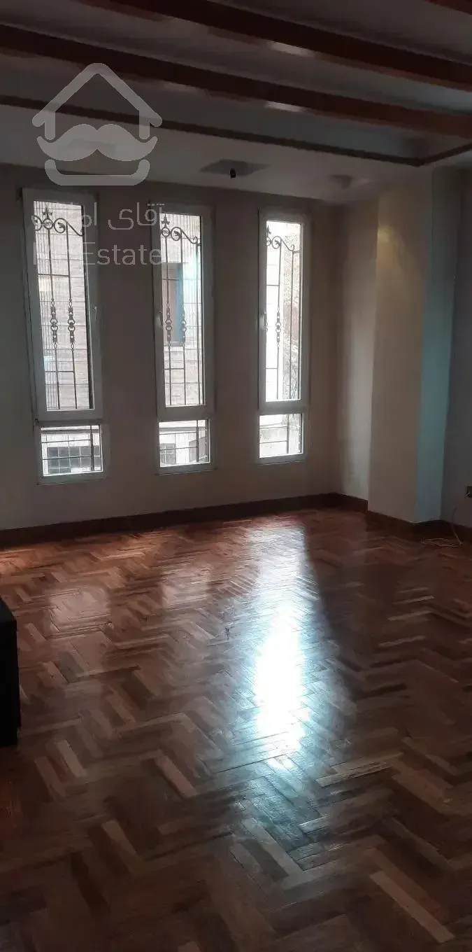 فروش ۱۰۰ متر آپارتمان تک واحدی در اقدسیه