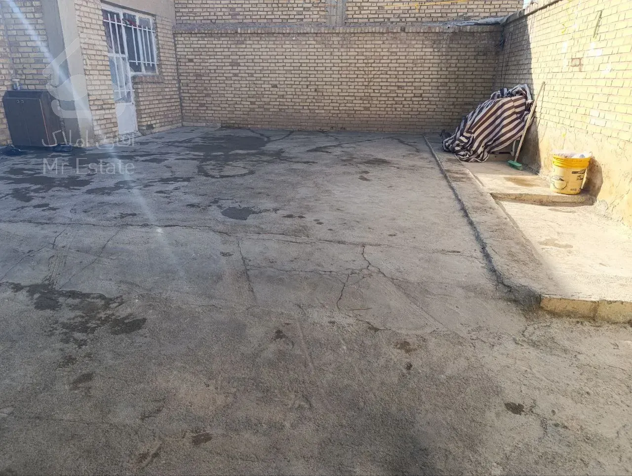 فروش خانه ویلایی حیاط دار بزرگ