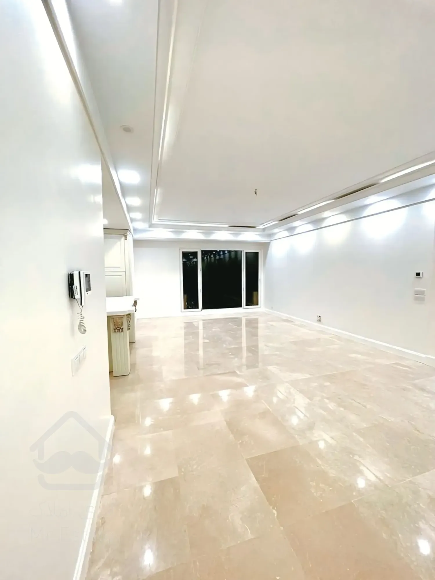 فروش اپارتمان 195 متری محمودیه