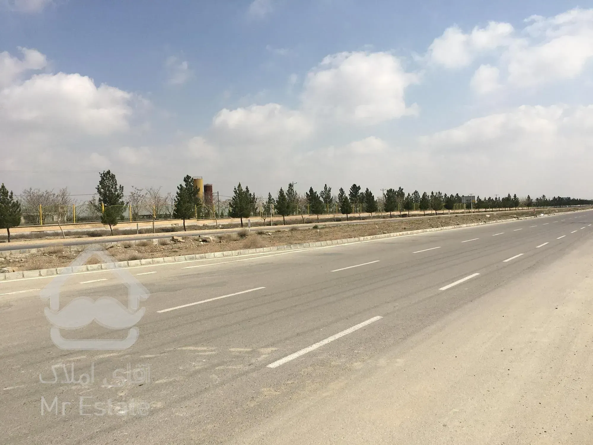 مشهد_زمین ۲۵۰متری _سندملکی { ۱۲ میلیون تومان }