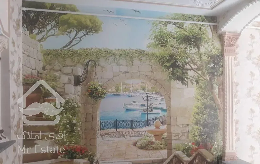 نصاب نصب کاغذ دیواری ‌و پوستر